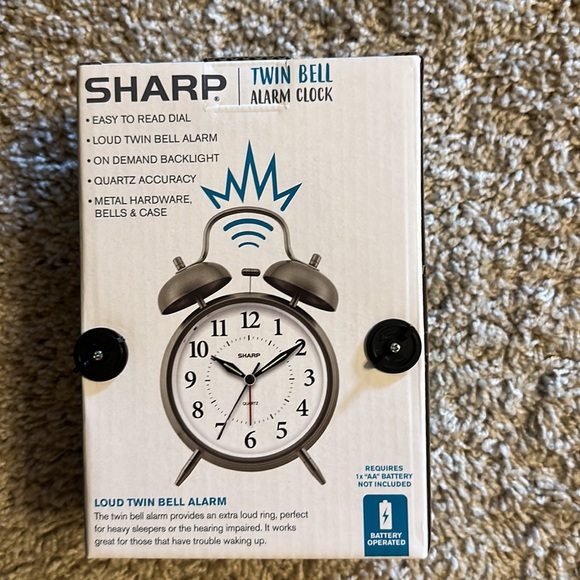 Sharp Twin Bell Quartz Analog Alarm Clock, Silver Brushed Metal, SPC800 NIB - Picture 3 of 4